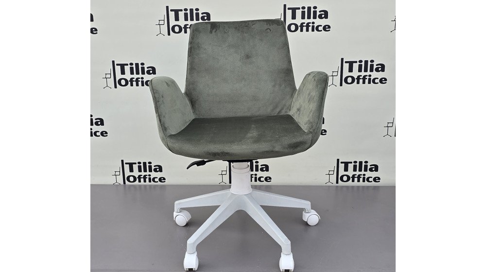 Maki Çalışma ve Çocuk Koltuğu Beyaz Ayak Yeşil